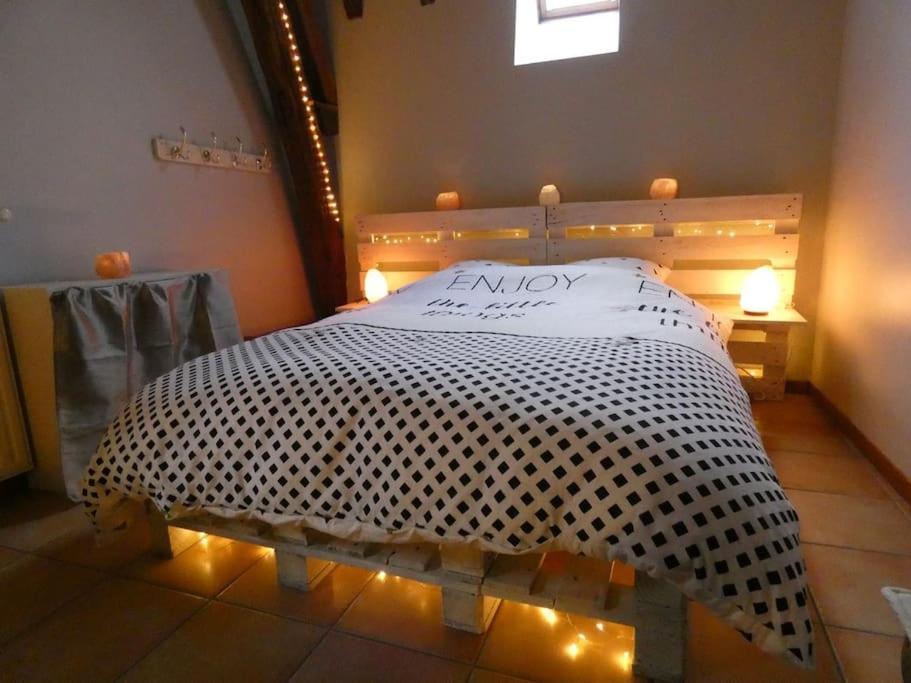 Maison De Charme Pres De Beauval Saint-Cyran-du-Jambot Extérieur photo
