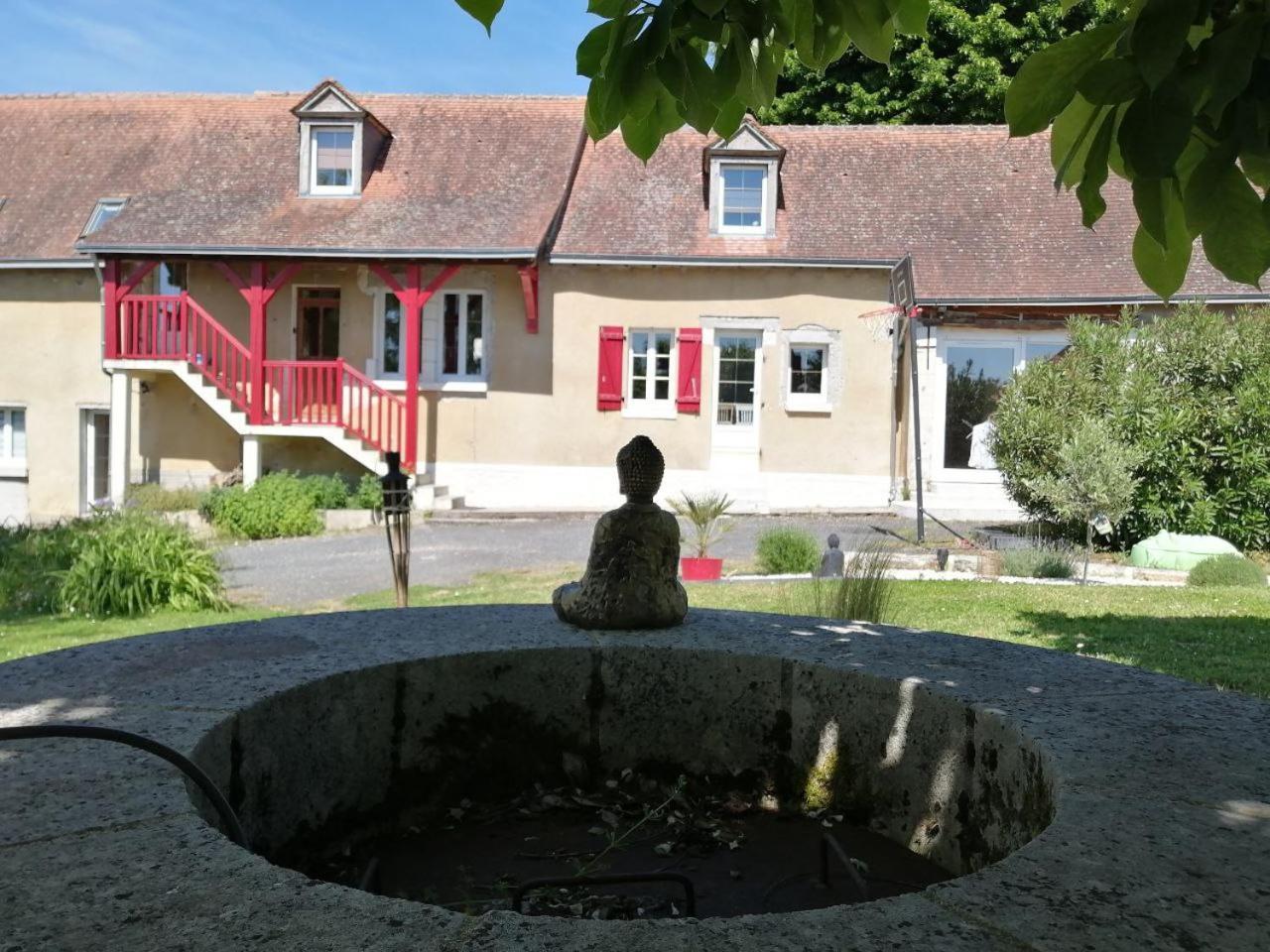 Maison De Charme Pres De Beauval Saint-Cyran-du-Jambot Extérieur photo